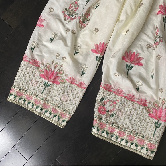 Ali Xeeshan Gul Bahar - Picture 16 of 16